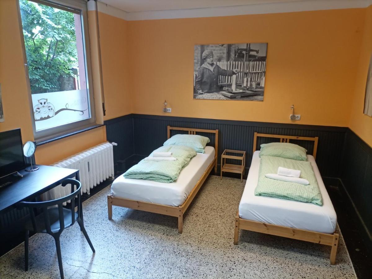 Central Pension Дуйсбург Екстериор снимка